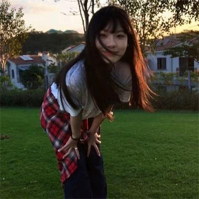 玛丽的白色连衣裙
